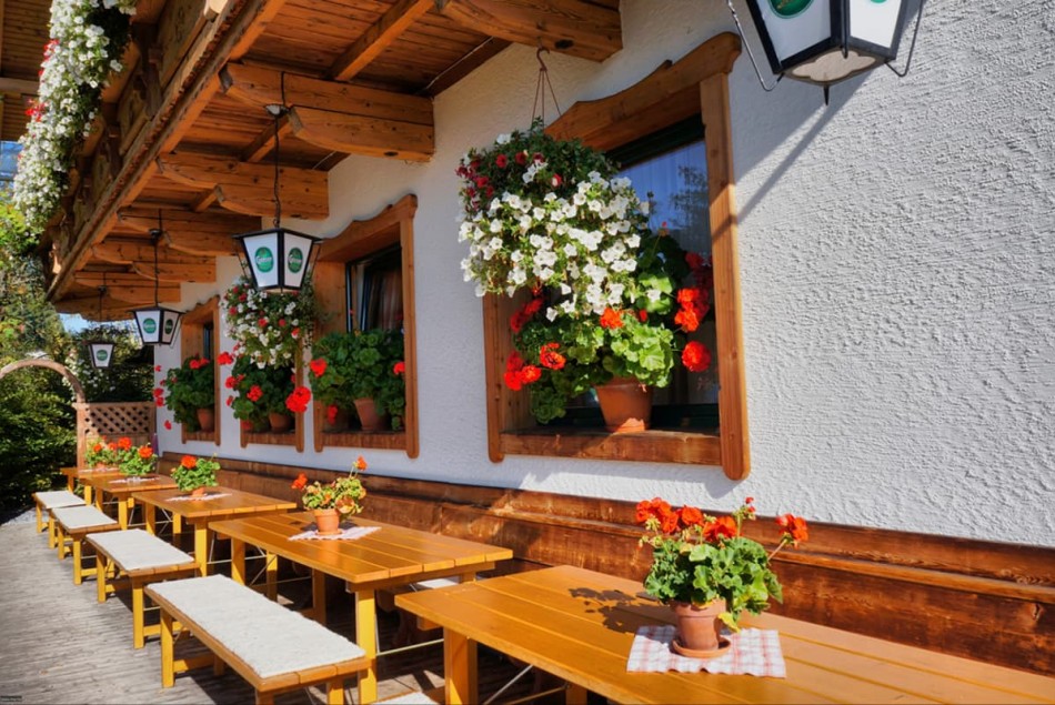 Almstüberl zan Hascht