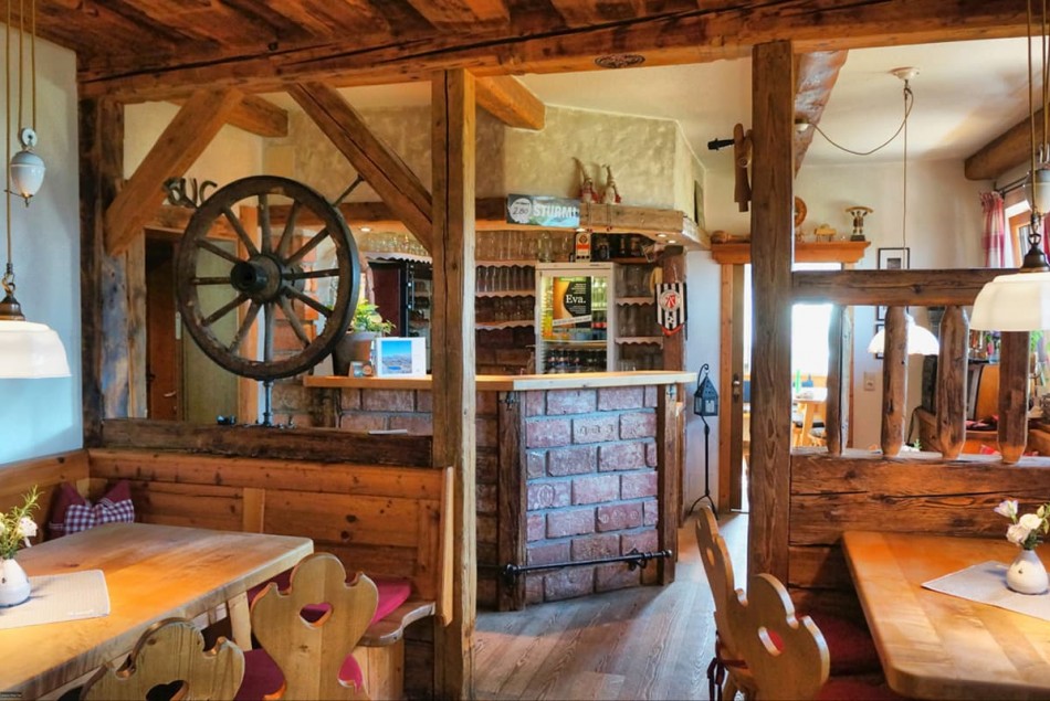 Almstüberl zan Hascht